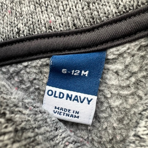 Pair of 6-12 month cozy sweaters - Picture 3 of 4